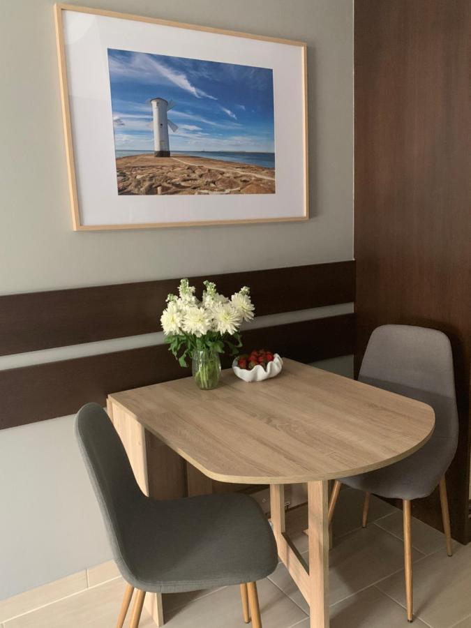 Apartament- Blisko Morza- W Trzech Koronach Z Prv Miejscem Parkingowym W Cenie! シフィノウイシチェ エクステリア 写真